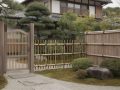 Clôtures, palissades et portails d’inspiration japonaise (bambou, bois, lignes sobres).